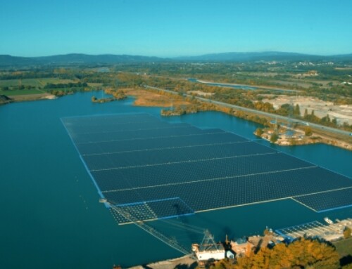 Le premier parc solaire flottant des Bouches-du-Rhône est à Peyrolles